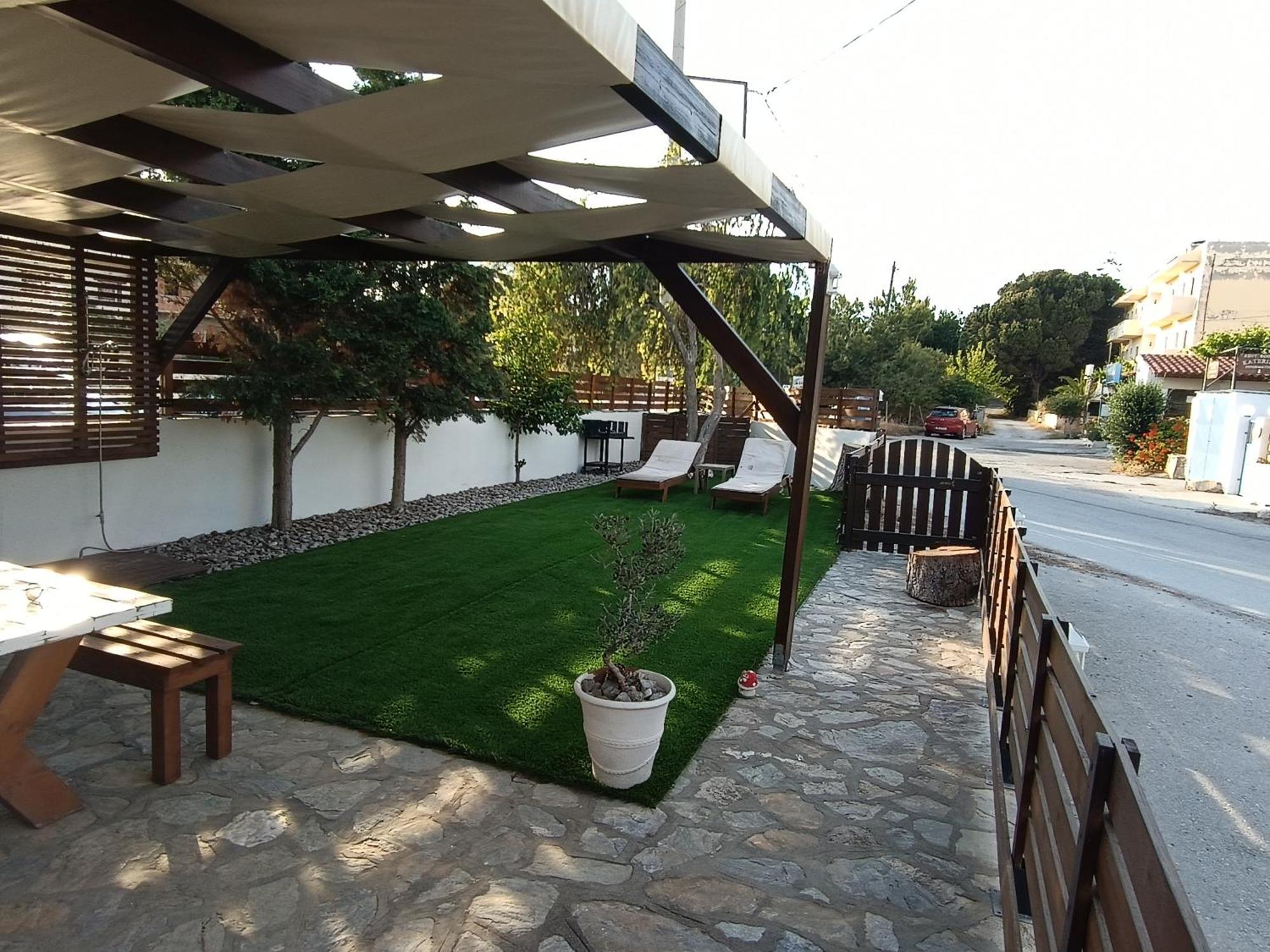 Sofia-Irini Villa Kalamaki  Exterior photo
